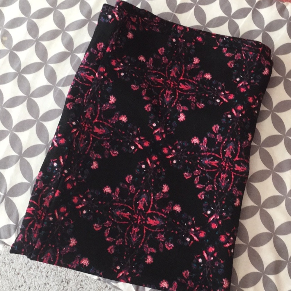 💙💕EUC LLR Cassie Skirt 💙💕